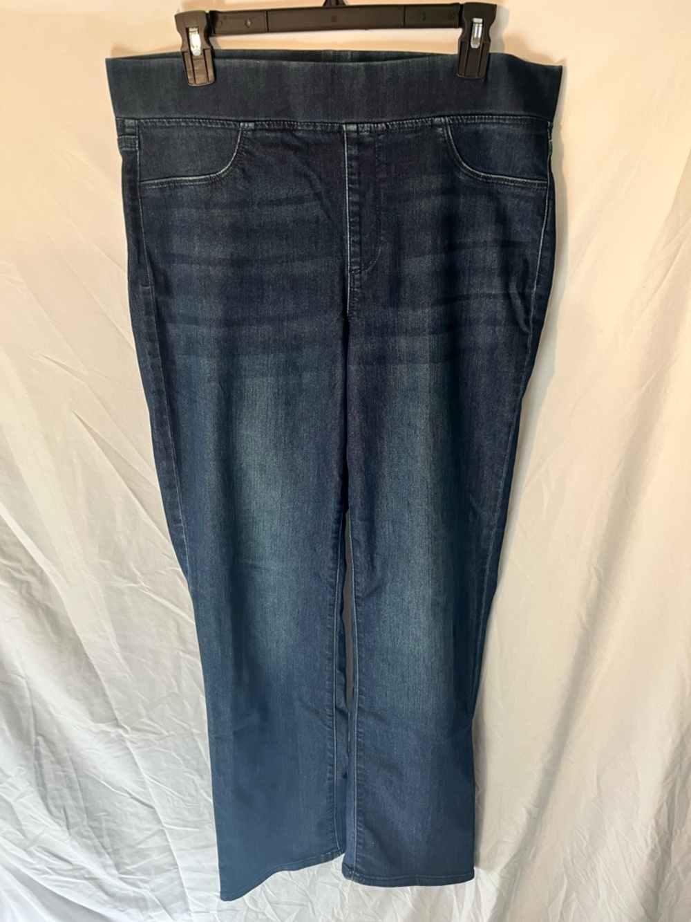 Talbots Women’s Dark Blue Stretch Denim Jeans- straight leg
